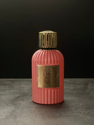 Qissa pink paris